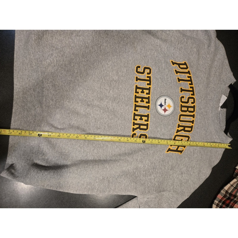 Pittsburgh Steelers NFL Team Apparel Crewneck Sweatshirt Gray Size XLWorth... - Picture 8 of 8